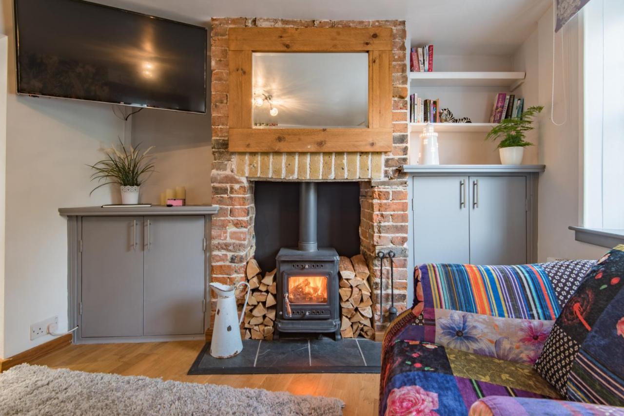 Cow And Cockle - Quirky Cottage In The Centre Of Deal Kültér fotó